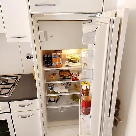 Апартаменты Ruhiges 2 Zimmer In Zentrum *