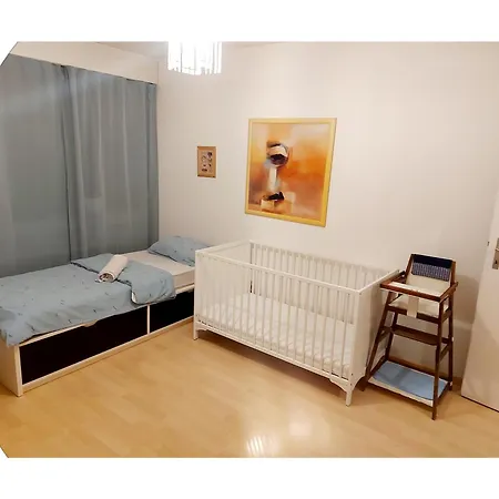 Апартаменты Ruhiges 2 Zimmer In Zentrum *